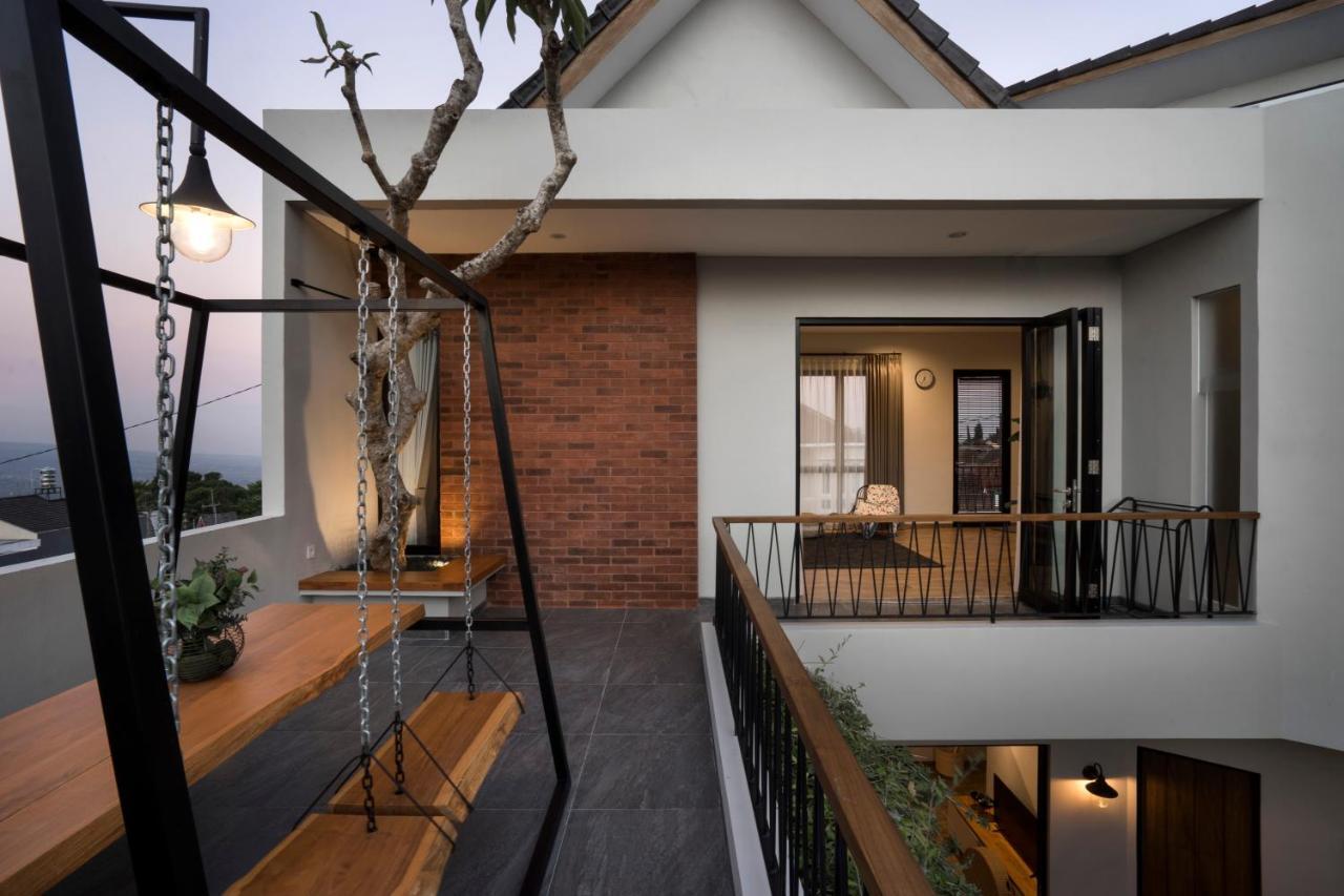 Gaia Lodge The Kusuma Hill Batu - Malang Exterior photo